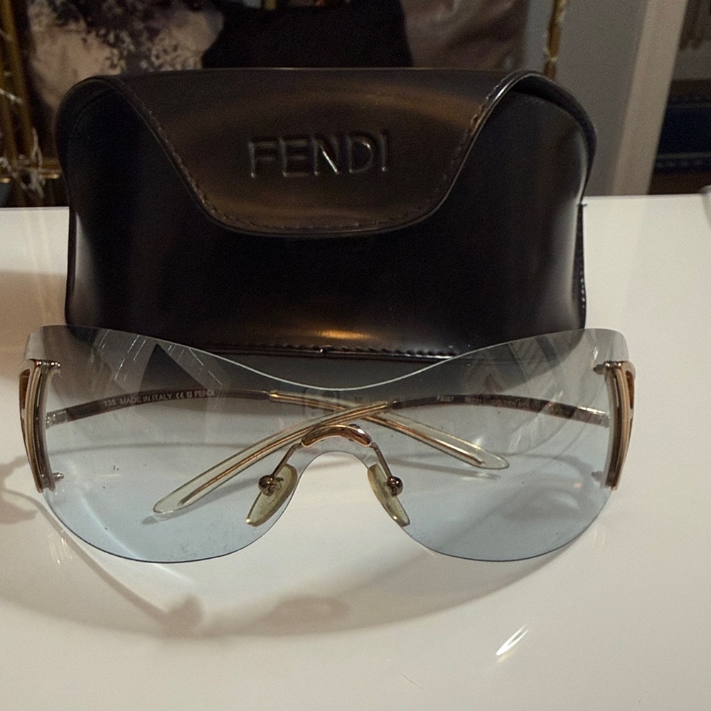 Fendi Sunglasses Rimless -Wrap-Around - Golden Sky with Case